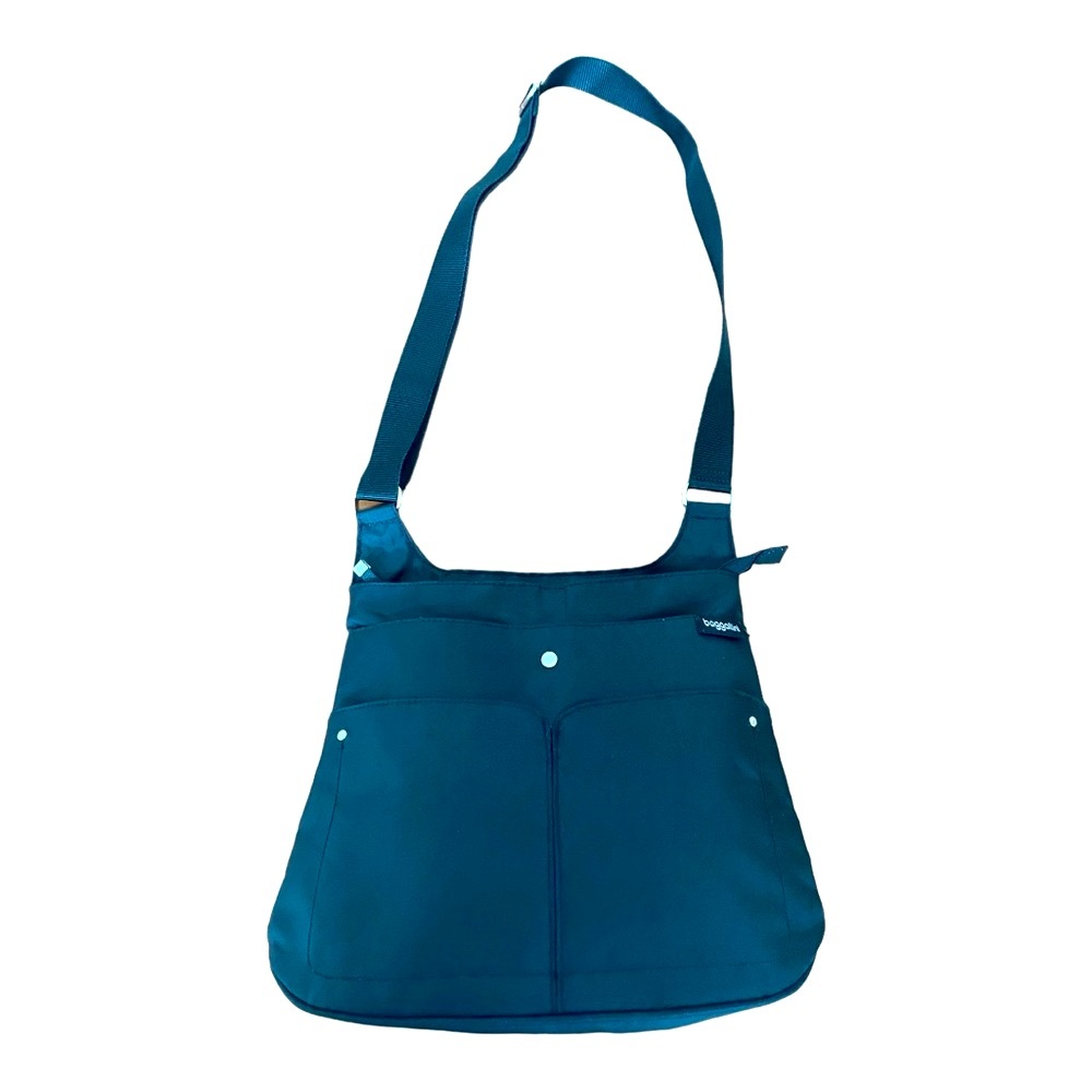 Baggallini Cross Over Crossbody black bag RFID Protection